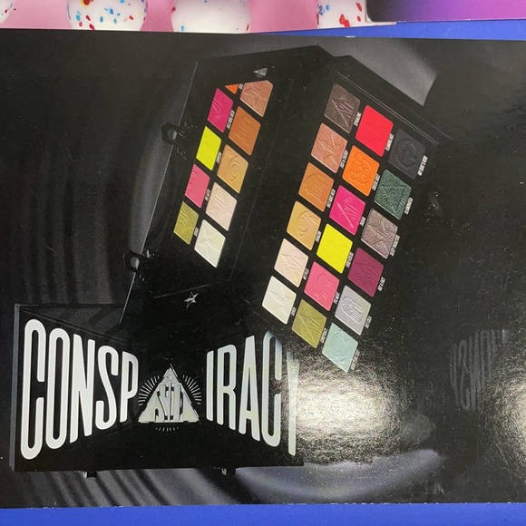 Jeffree star post cards - Picture 8 of 14